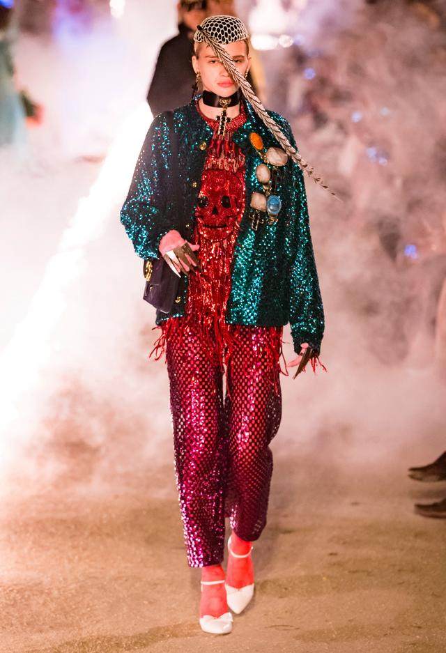 意大利奢侈时装品牌Gucci秋冬精华时装复古季02-25.jpg
