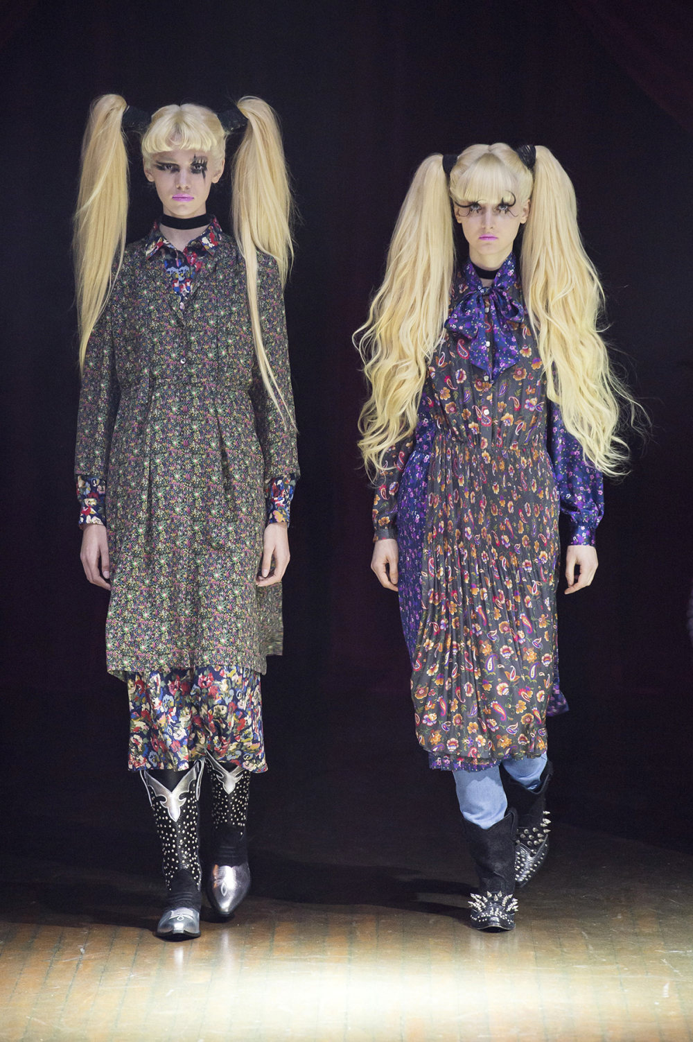 Junya Watanabe时装系列褶皱丁香花卉印花褶皱连衣裙采用夹克設計-4.jpg
