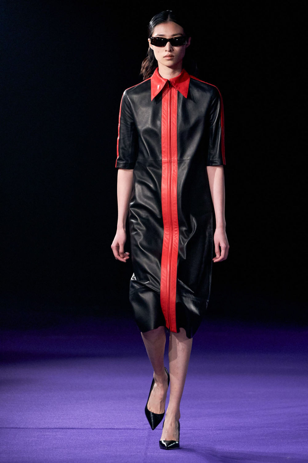 Kwaidan Editions时装系列米色和棕色剪裁提供了大量风衣定制夹克-31.jpg