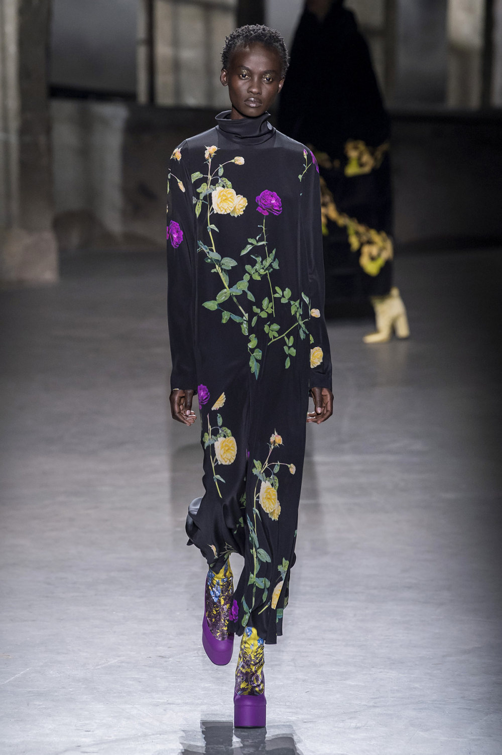 Dries Van Noten时装系列层叠上衣搭配阴影花朵宽条纹条纹长裤-35.jpg
