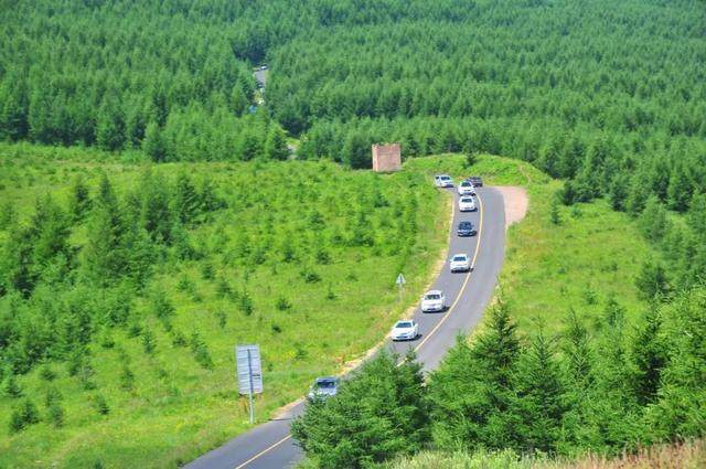 中国最适合自驾的3大撩人线路，八月风景美到爆-8.jpg