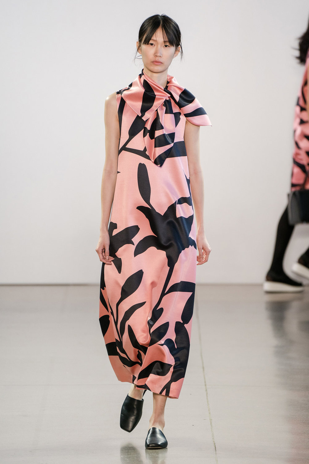 Claudia Li时装系列另一种設計用于针织毛衣的胖乎乎的蓬松袖子-8.jpg