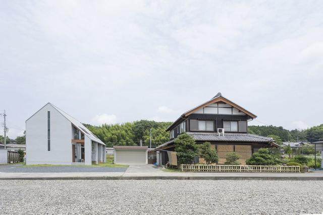 甲南住宅空间，日本滋贺——用房檐和露台连接场景空间与室外-1.jpg