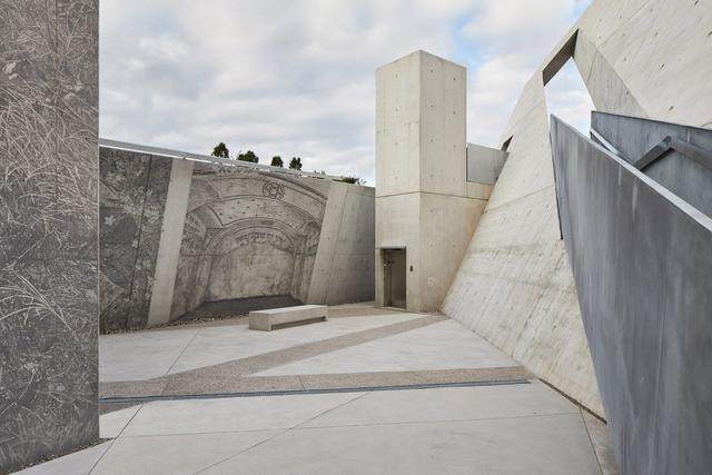 国家大屠杀纪念碑，加拿大渥太华-14.jpg