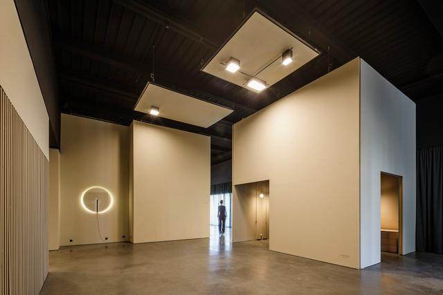 Francesc Rife工作室：Vibia展廳-13.jpg
