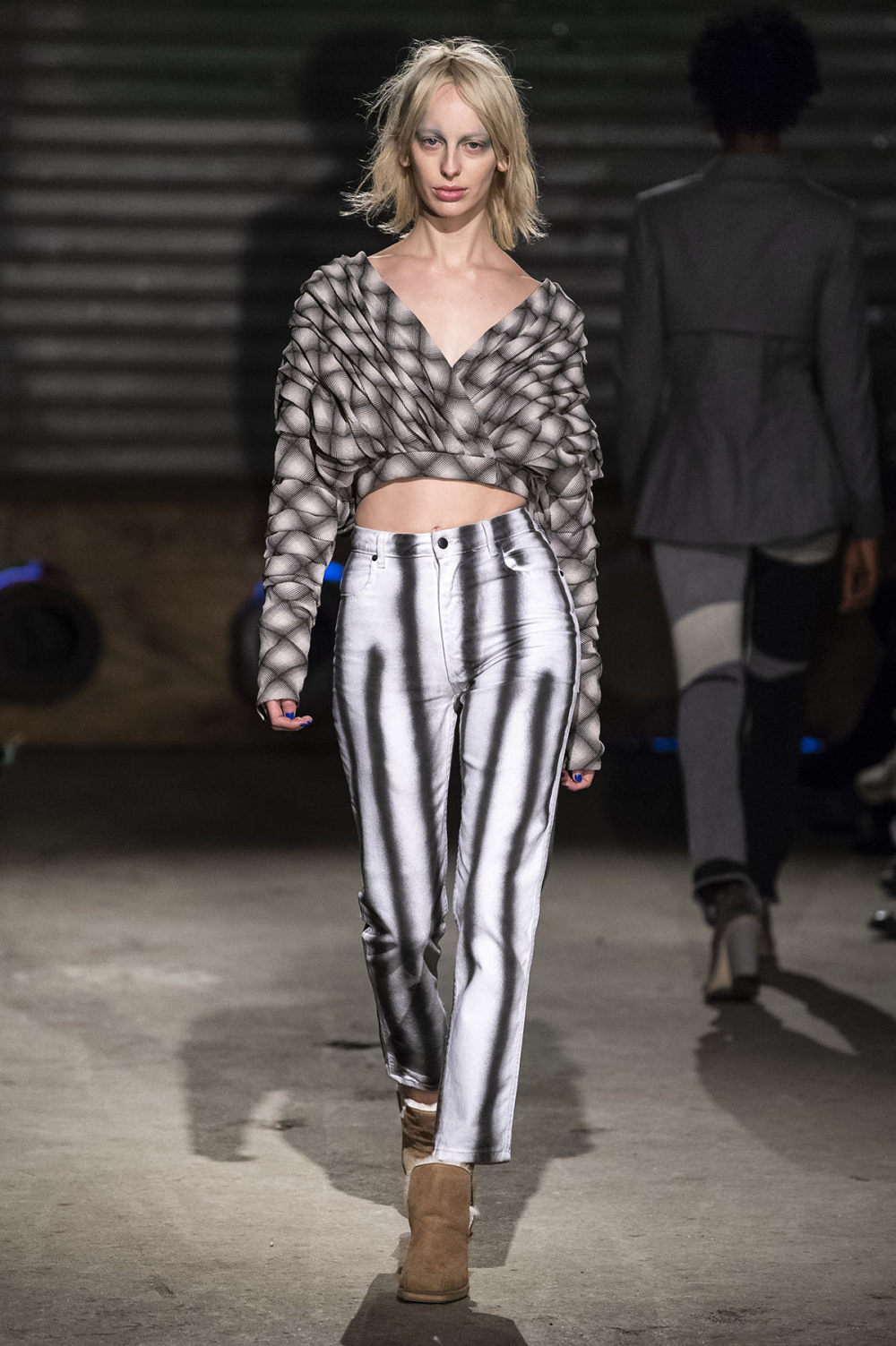 Eckhaus Latta时装系列采用了更加结构化的剪裁和图案提花-4.jpg