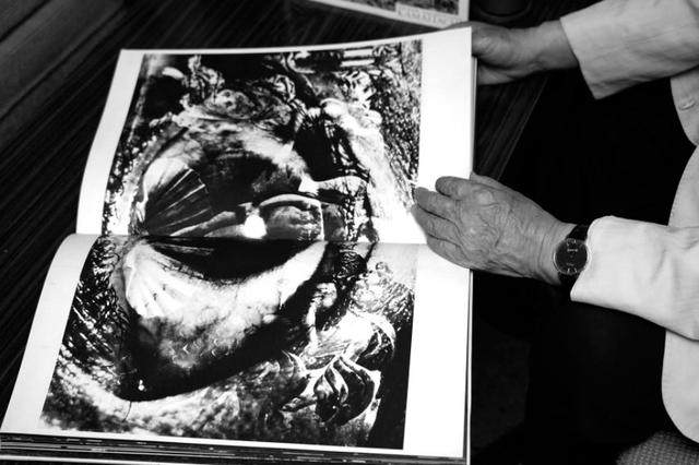 他是86岁的摄影巨匠，三岛由纪夫为他裸体、森山大道为他擦自行车-20.jpg