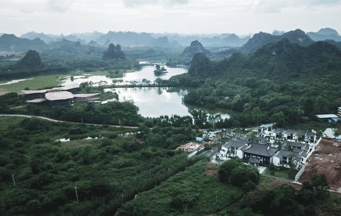 行走，江南烟雨中丨广西南宁招商十里云裳-4.jpg