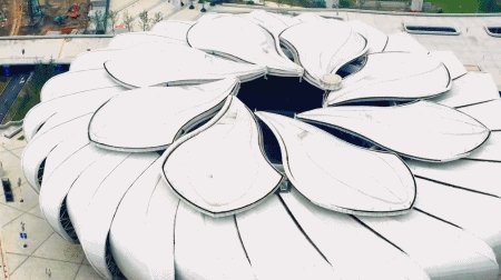 耗资11亿、重达1280吨、40米高空上的“莲花”建築开花了_耗资11亿、重达1280吨、40米高空上的“莲花”建築开花了-7.jpg