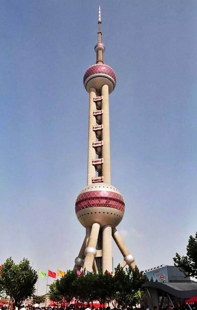 美国杂志评选世界上27座最美摩天楼，中国上榜6座-35.jpg