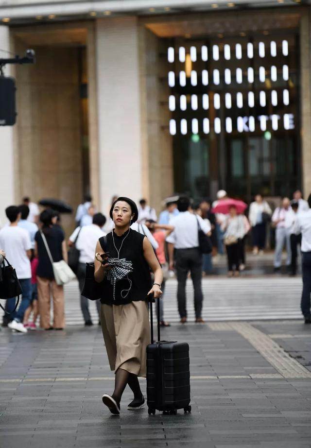 日本最大苹果旗舰店揭幕，全新外观設計是亮点-8.jpg