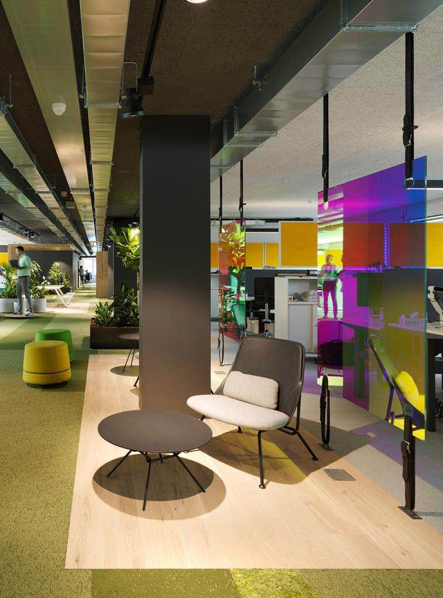美景入室 德国软件巨头SAP维也纳浪漫办公室設計欣赏-16.jpg