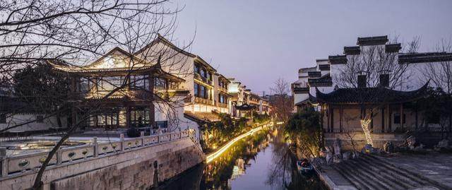 南京夜泊秦淮南都会酒店丨临岸听桨，枕水而息-2.jpg