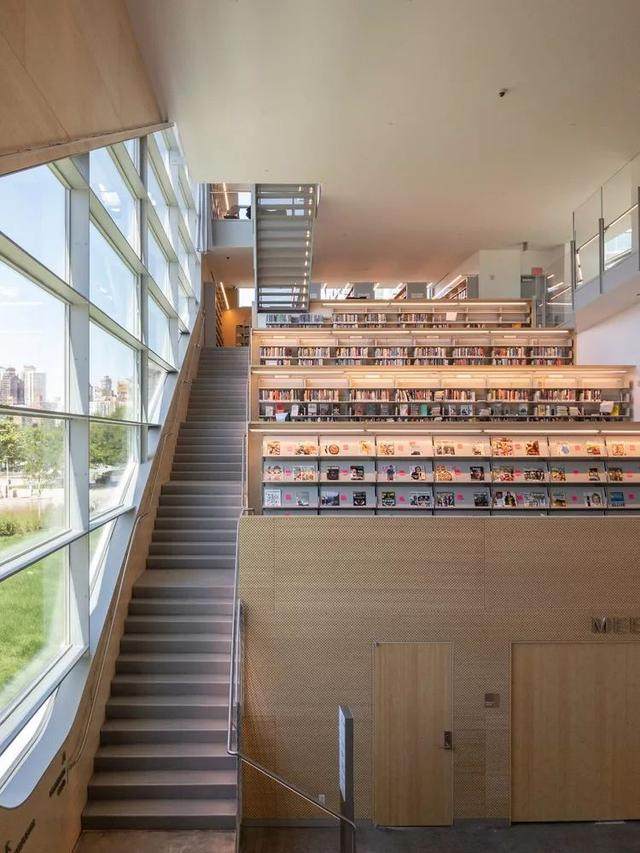 颠覆传统图书馆設計，斯蒂文·霍尔纽约新作建成-16.jpg