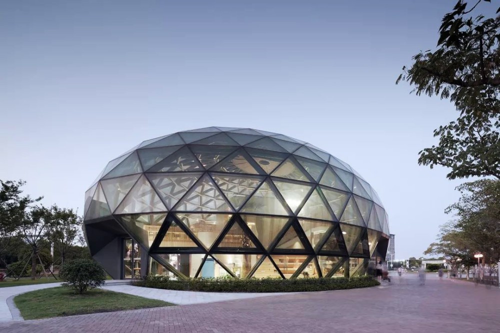 metrics建筑事务所】890㎡ | 玻璃穹顶下的盒子 靖江书吧 | 实.