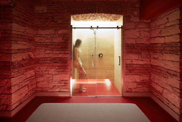 一个平行于现实世界的、氛围独特的私密空间——Relax地下酒店-12.jpg