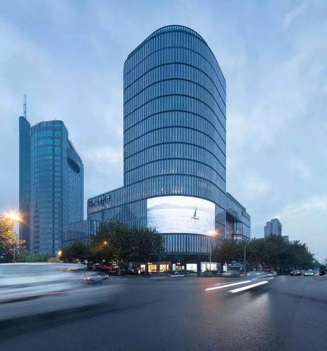 “崛起”中的商業建築与中国城市 |《建築中国周刊》163期-3.jpg