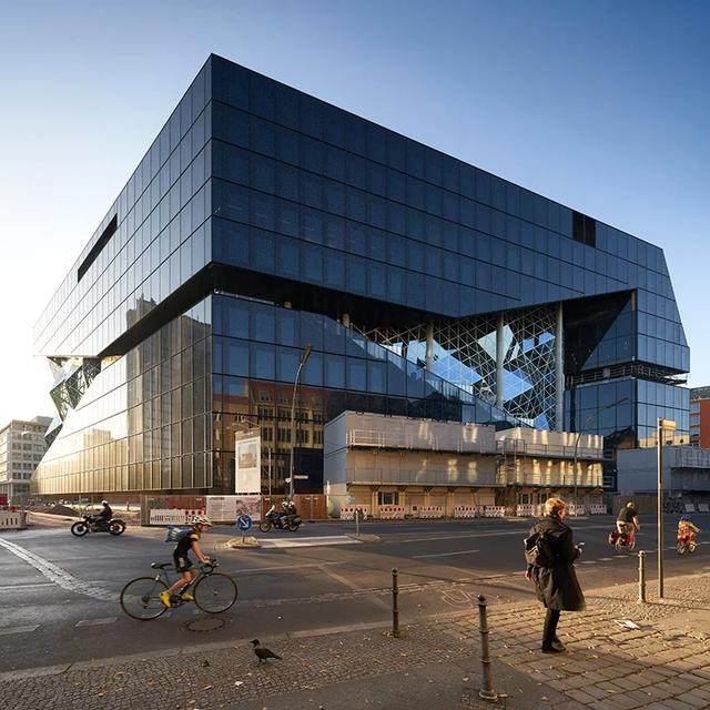 OMA 設計的柏林 Axel Springer 新媒体园区即将完工-5.jpg