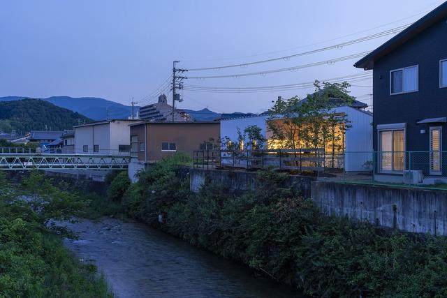 微风送碧波，临河以栖居——日本长野住宅空间-14.jpg