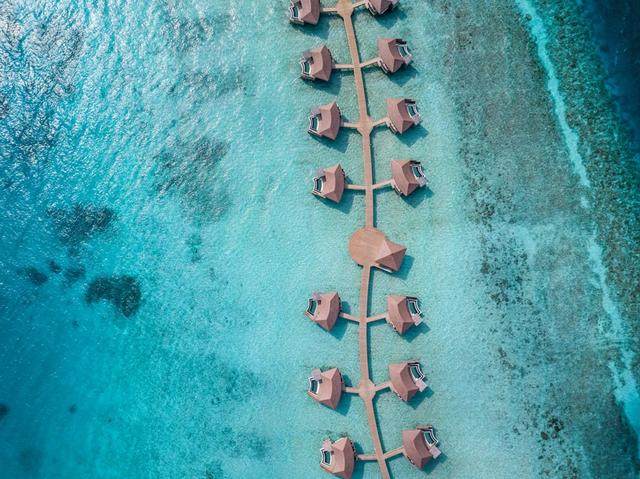 洲际马尔代夫玛姆纳高度假酒店，拉环礁岛上的奢华居住体验-2.jpg