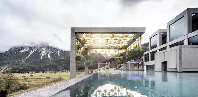融入自然的混凝土盒子，用结构营造意境的度假酒店-3.jpg