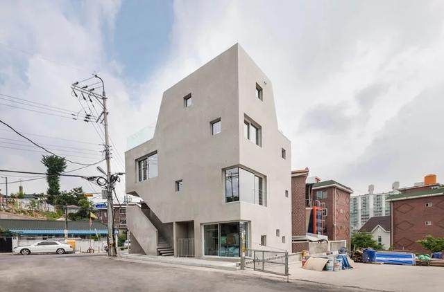小地块的“极限”延展：狭缝住宅空间-7.jpg