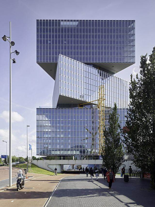 阿姆斯特丹RAI NHOW酒店，独特的错位三角形体量設計-1.jpg