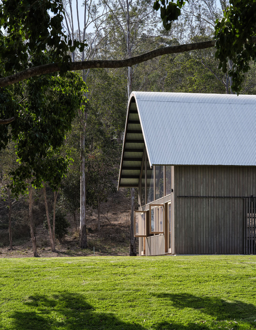 the-barn-architechture-tdf-1.jpg