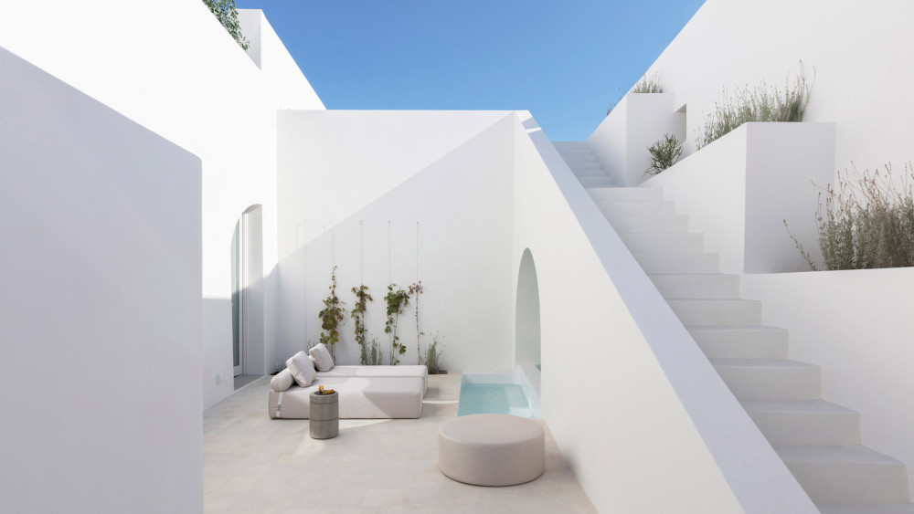 two_holiday_residences_fira_kapsimalis_architects_santorini_greece_hero_b.jpg