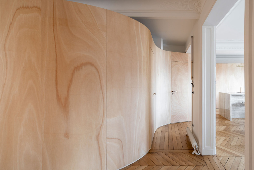 Wooden-Ribbon-Paris-Apartment-Renovation-Gabrielle-Toledano-Architects-9.jpg