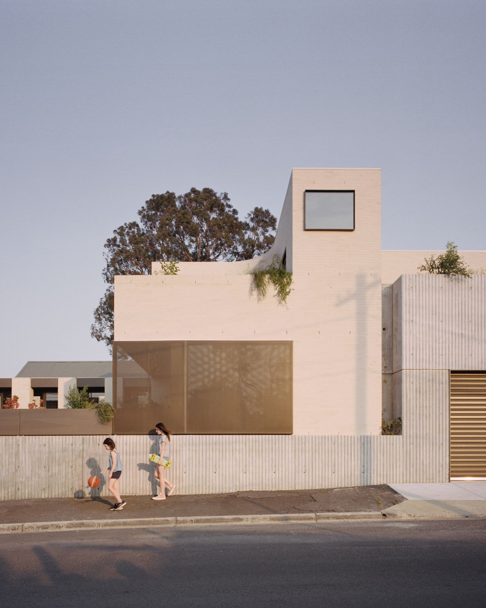 Ruckers-Hill-House-Studio-Bright-Australian-Architecture-Photo-Rory-Gardiner-Yellowtrace-20.jpg