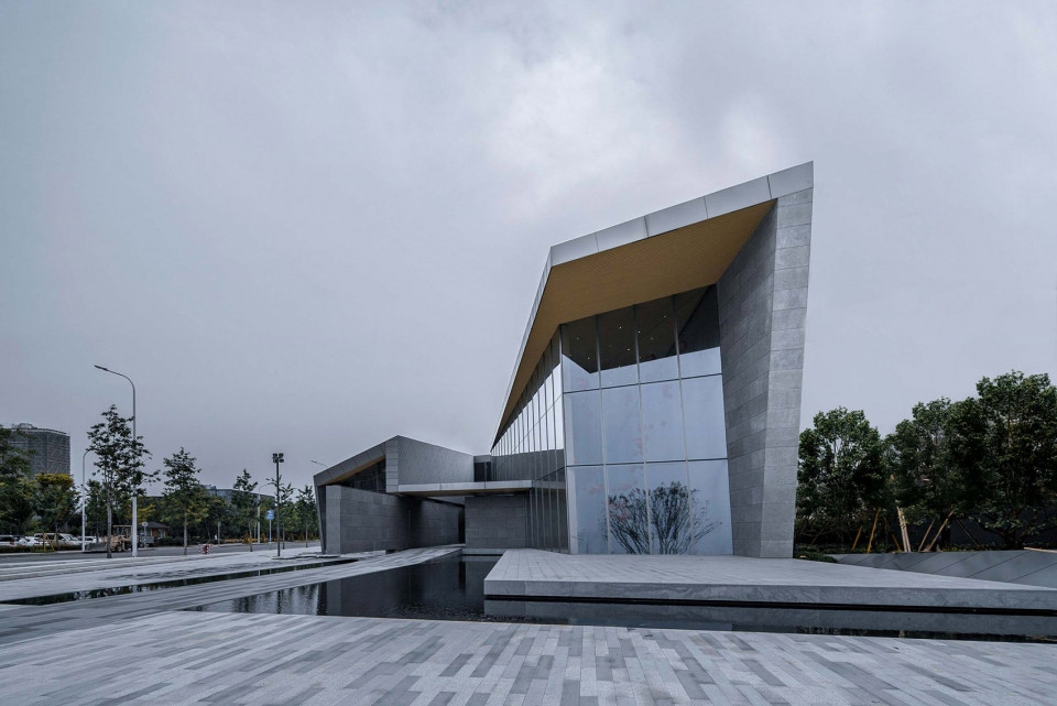 万科翡翠系设计专题资源_46-Wenzhou-Central-Park-Culture-Club_Lacime-Architects-960x641.jpg