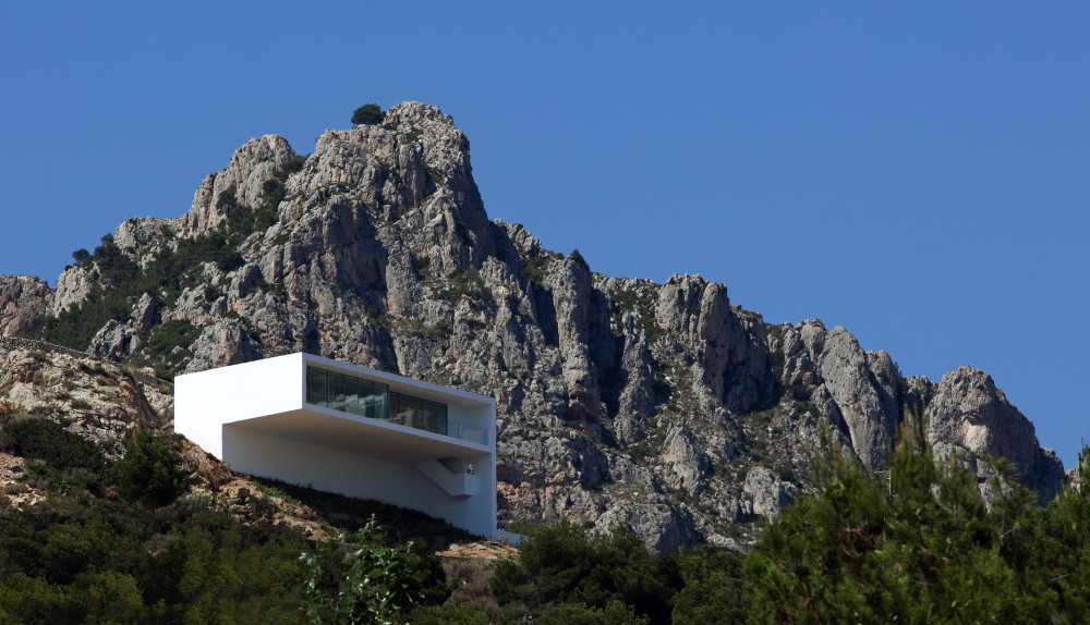 西班牙极简主义之悬崖别墅(2015)(fran silvestre arquitectos)设计