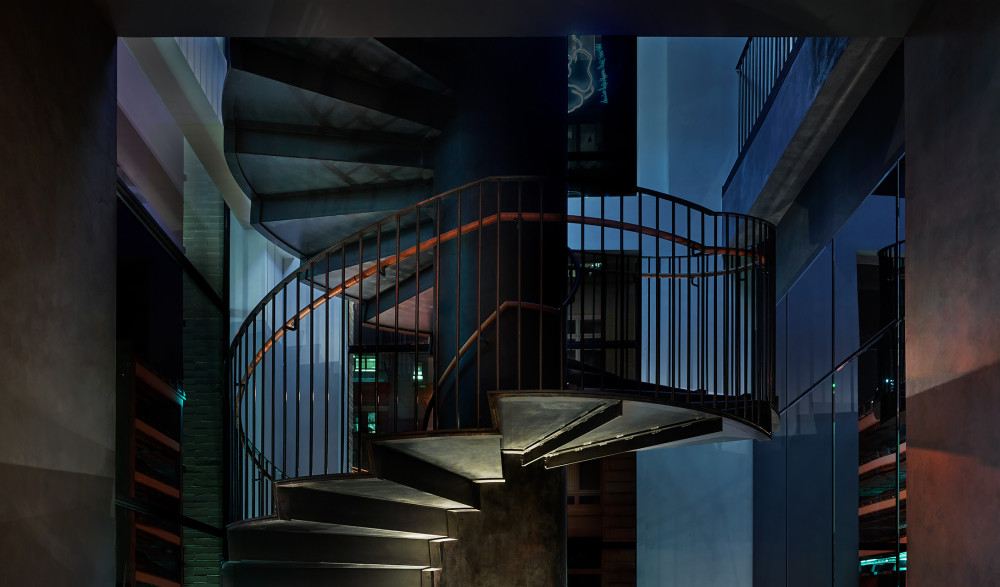 11-howard-architecture-staircase-by-night-m-05-r-jpg.jpg