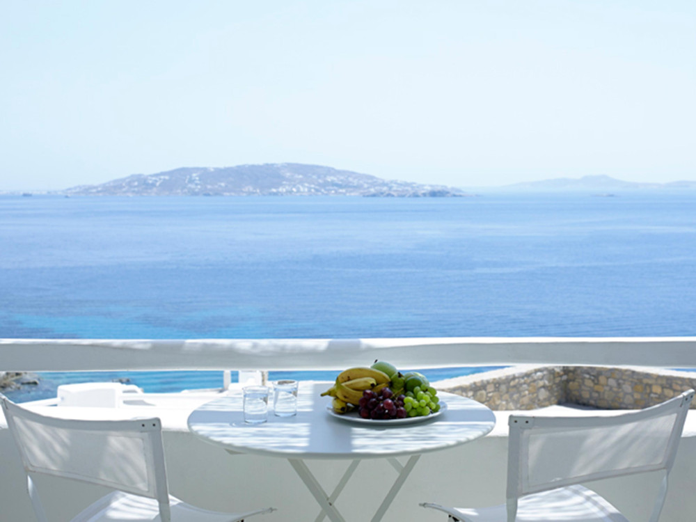 rocabella-mykonos-deluxe-sea-view-room-r-4.jpg