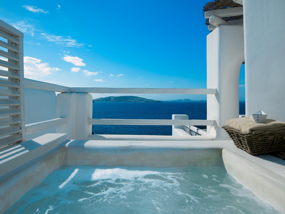 rocabella-mykonos-rocabella-suite-sea-view-outdoor-hot-tub-r-06.jpg