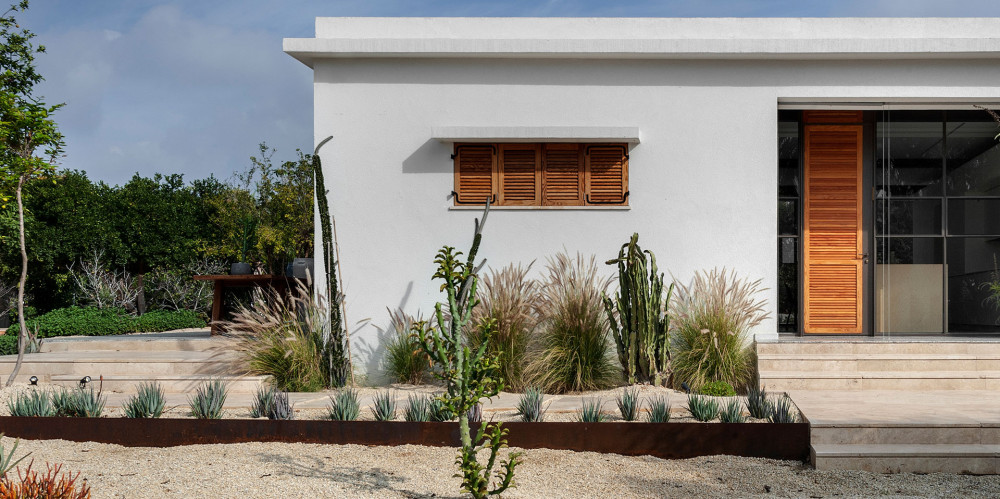 Mediterranean-Cacti-House_4.jpg