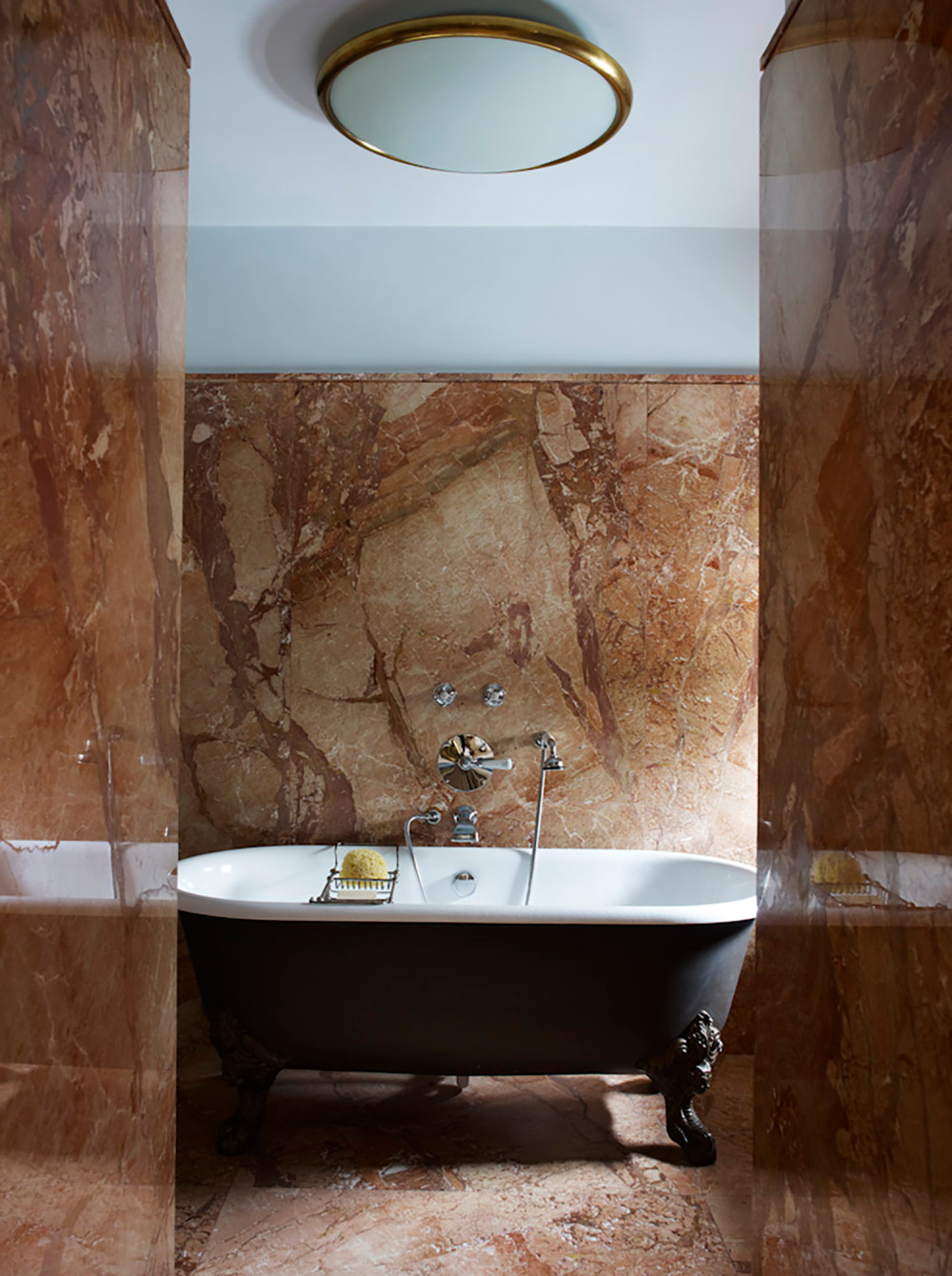 rafael-de-cardenas-glebe-place-residence-bath.jpg