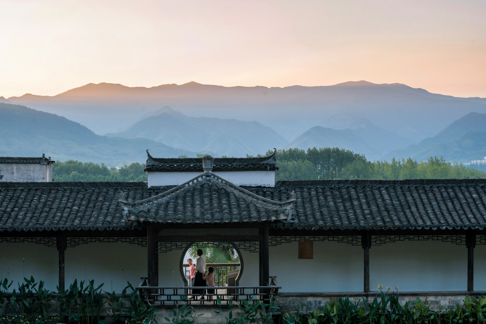 1黄山宏村诗莉莉·青梅学社温泉酒店.jpg