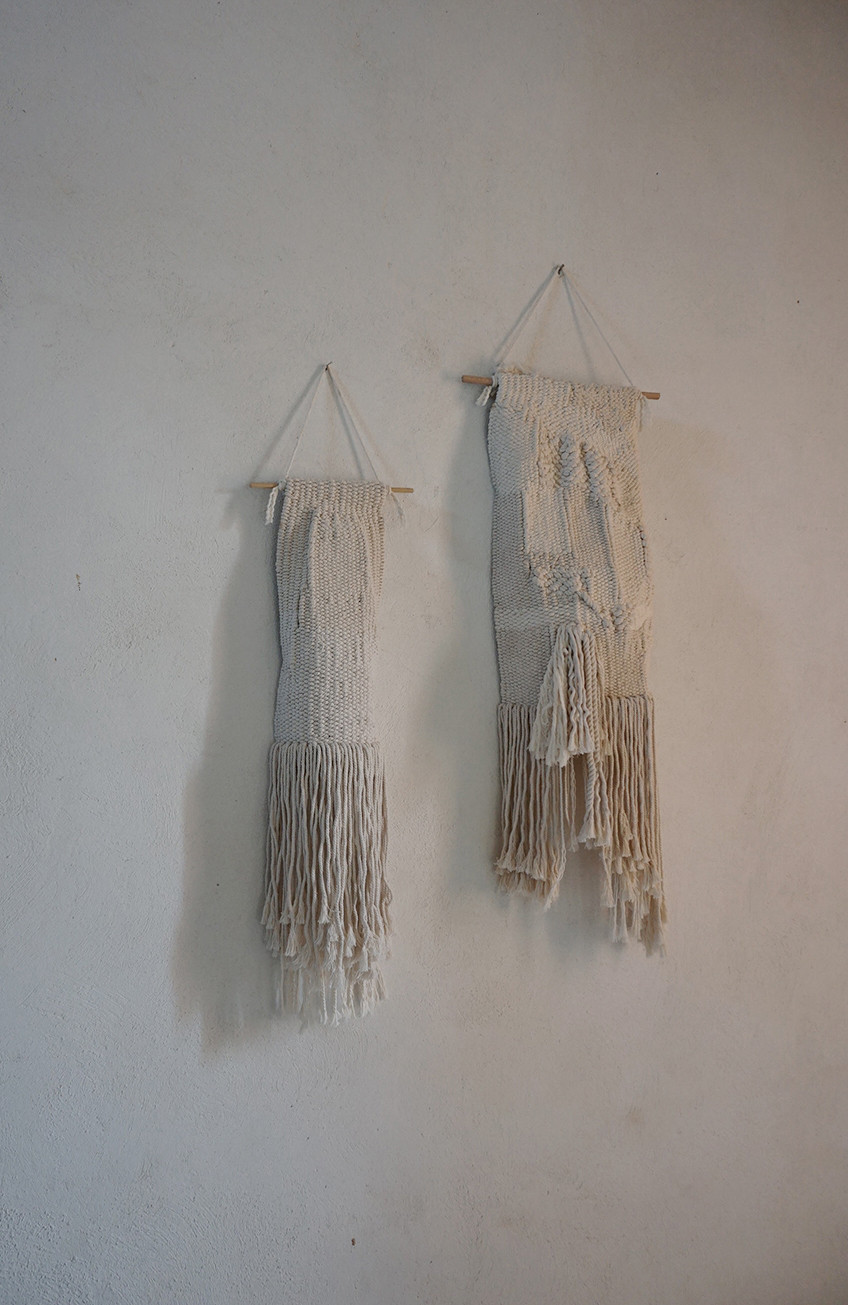 adriana-muenie-weaving-cotton.jpg