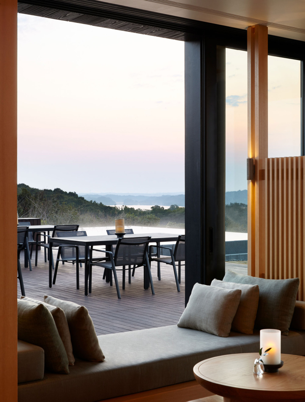 Amanemu_Dining-Overview_2.jpg