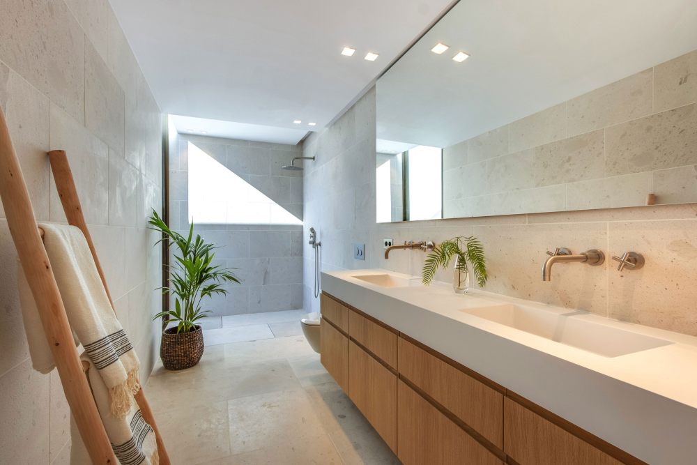 Second-Master-Bathroom.jpg