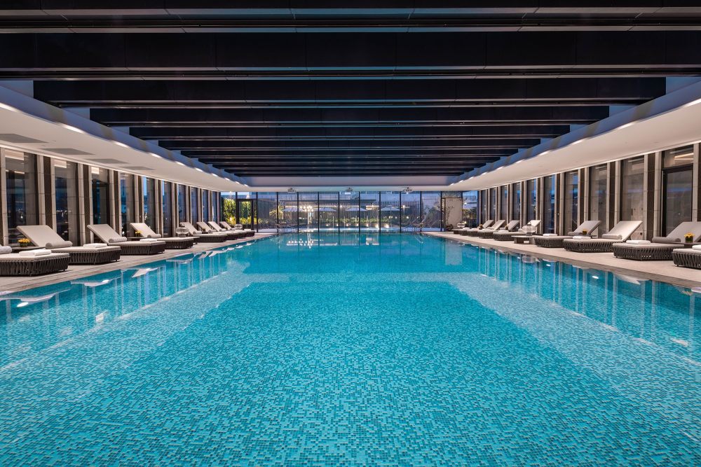 05游泳池，图片由佛山新城保利洲际酒店提供.jpg