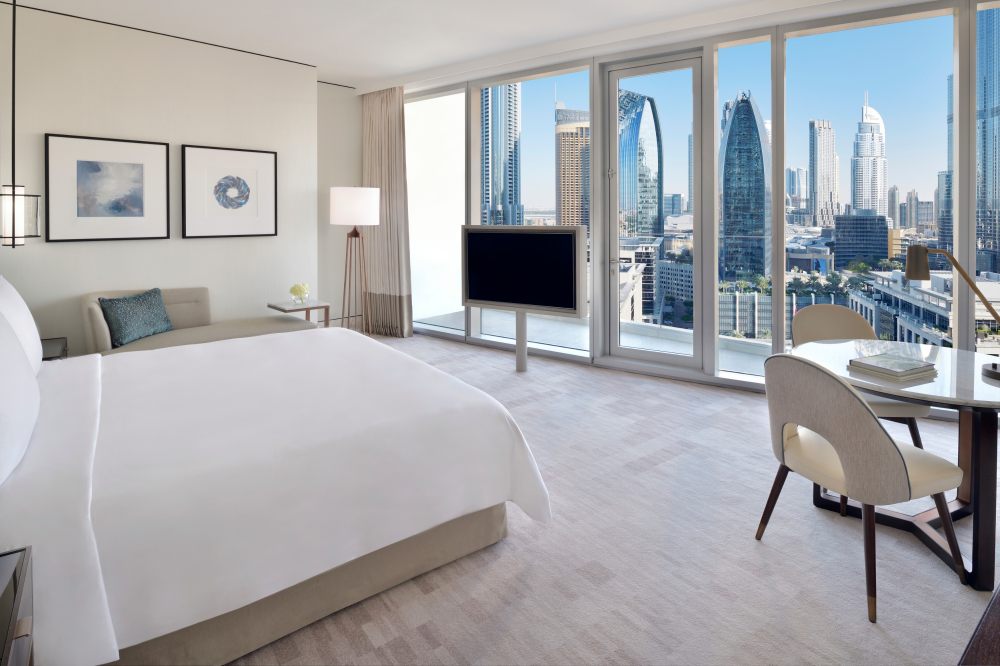 PREMIERSKYVIEWBEDROOM.JPG