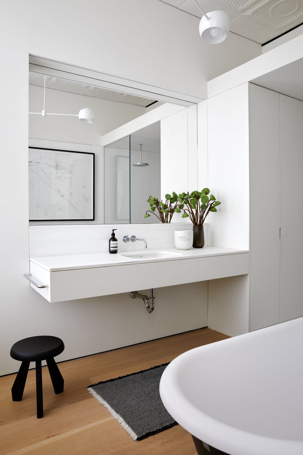 loft-bathroom-white-design.jpeg.jpg