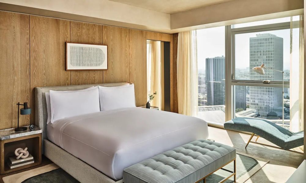 洛杉矶康莱德酒店 The Conrad Los Angeles hotel/Frank Gehry and Tara Bernerd_conrad-rooms-suites-2402-066500-r3.webp.jpg