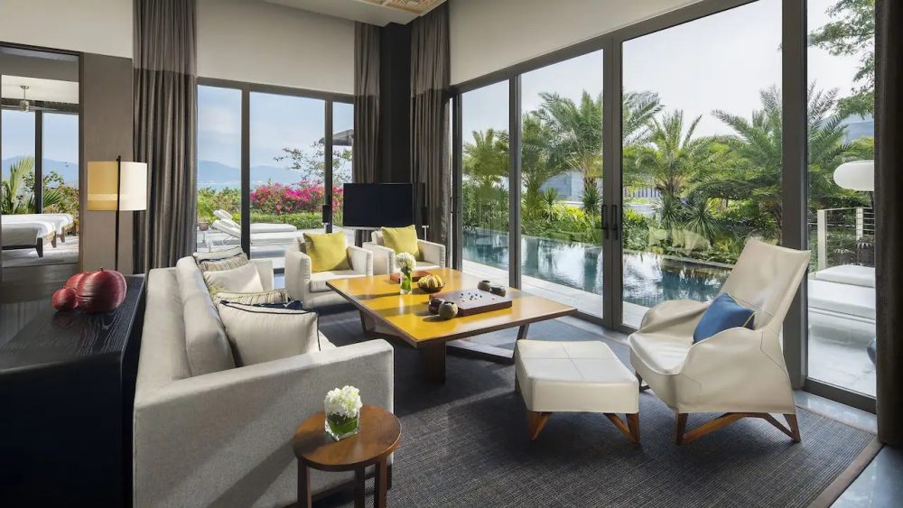 丹尼斯顿/三亚太阳湾柏悦酒店Park Hyatt Sanya Sunny Bay Resort_Park-Hyatt-Sanya-Sunny-Bay-Resort-P081-Ocean-View-Villa-Living-Area.16x9.webp.jpg