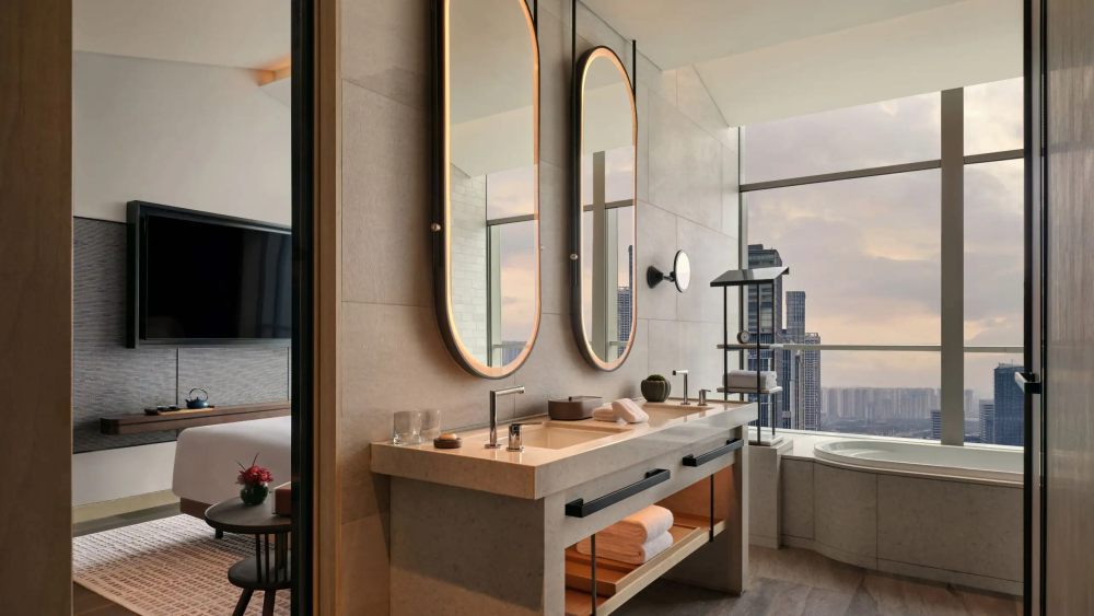 南京河西安达仕酒店 Andaz Nanjing Hexi_NKGAZ-P0007-Deluxe-Suite-River-View-Bathroom-Double-Vanity.16x9.jpg