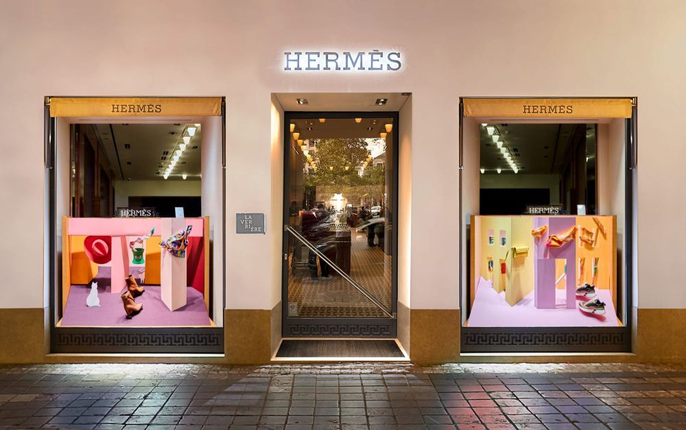 note-hermes-02-04-2048x-q80.jpg