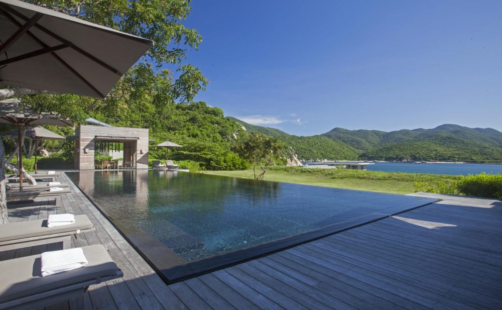 越南安缦诺怡 / NINH THUAN, VIETNAM Amanoi_residence_pool_with_ocean_view.jpg